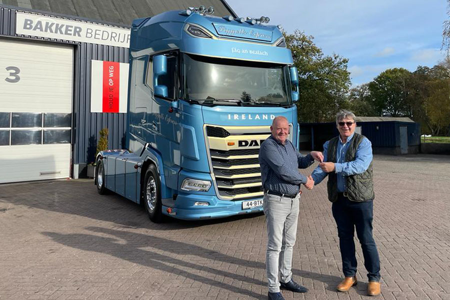 DAF Piggotts Express Ireland sleuteloverdracht